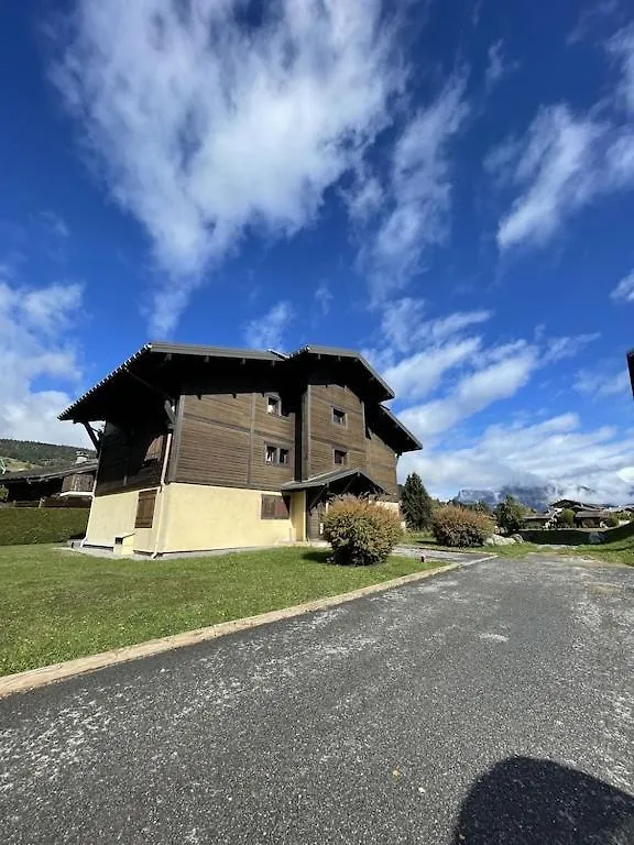 Megeve -White Aster- Charming Renovated Apartment 0*,