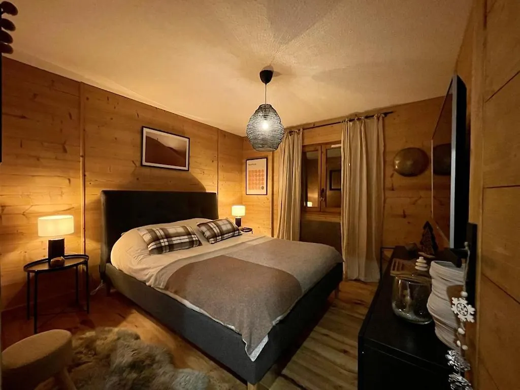 Megeve -White Aster- Charming Renovated Apartment France